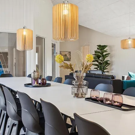 Casa de Férias Awesome In Hvide Sande With Sauna